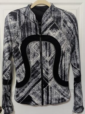 lululemon athletica Reversible Black & White Graphic Full-Zip Bomber Jacket